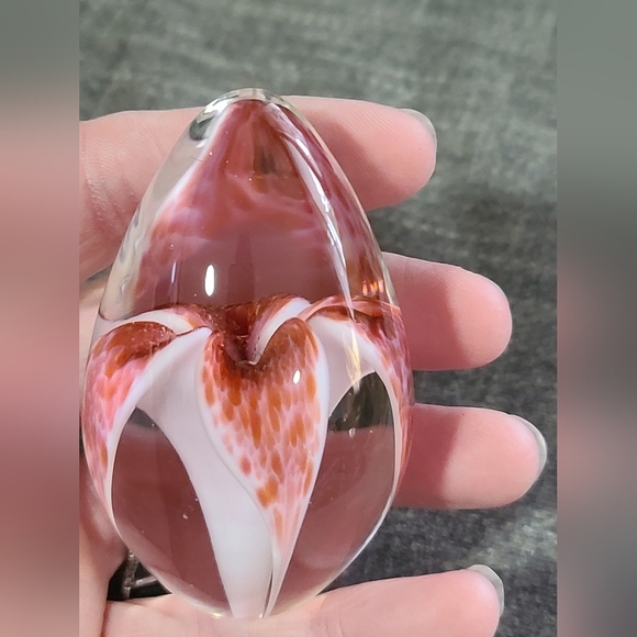 Vintage Glass Eye Studio Orchid paperweight - Picture 8 of 9